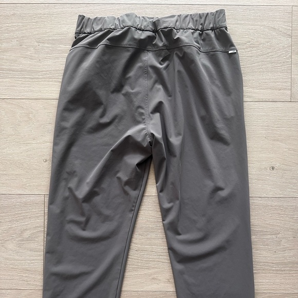 Vuori Miles Ankle Pant - Chia - Picture 2 of 3